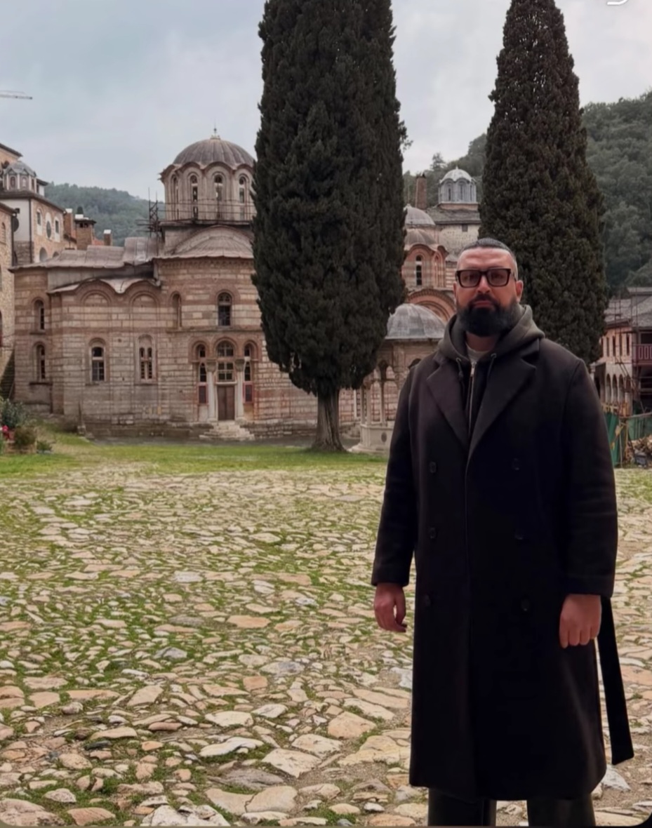 Ovo mu je bilo potrebno nakon pogibije brata: Darko Lazić stigao na Hilandar FOTO 7 Sasa Kapor