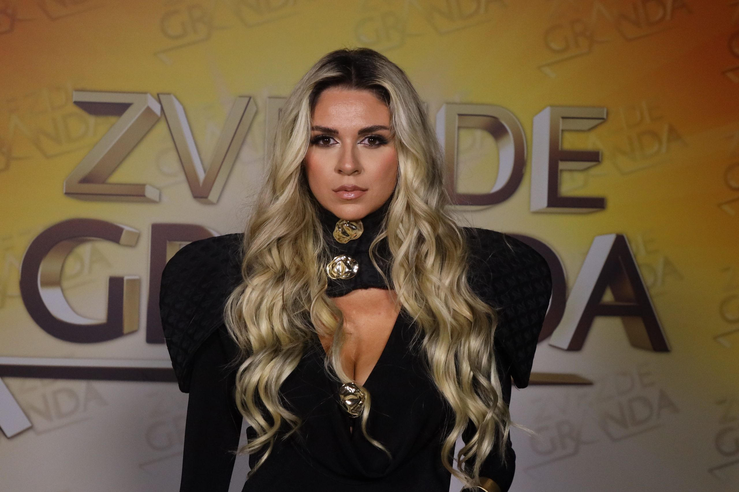 SARA NIKOLIC 27 GOD. BEOGRAD 6