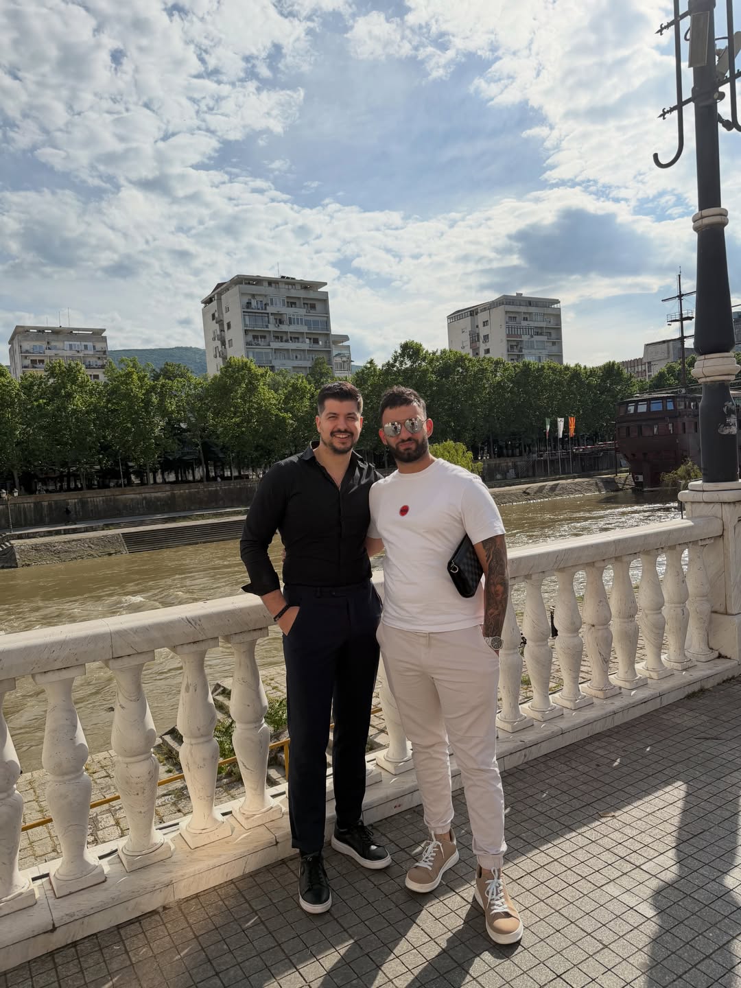 Prijateljstvo jače od rivalstva: Učesnici "Zvezda Granda" pokazali da su kao porodica (FOTO) 7 SnapInsta.to 698583405 18420734248121663 6774600017764669892 n