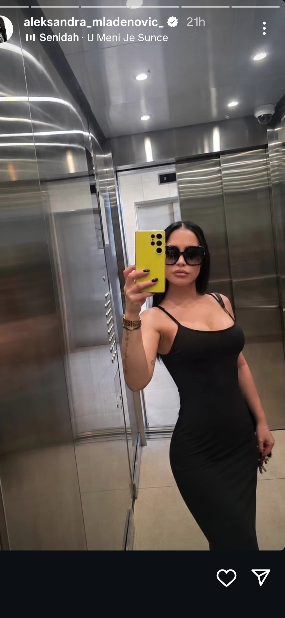 Aleksandra Mladenović u uskoj haljini srušila internet: Svi kažu da nikad bolje nije izgledala (FOTO) 6 aleksandra mladenovic instagram