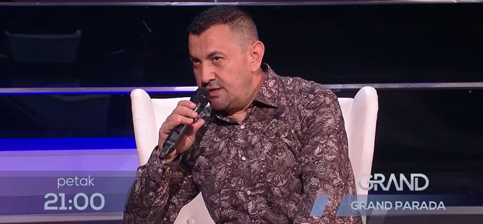 Pevač bez zadrške uputio voditeljki kompliment usred emisije, ona ostala bez teksta (VIDEO) 6 image 10 15