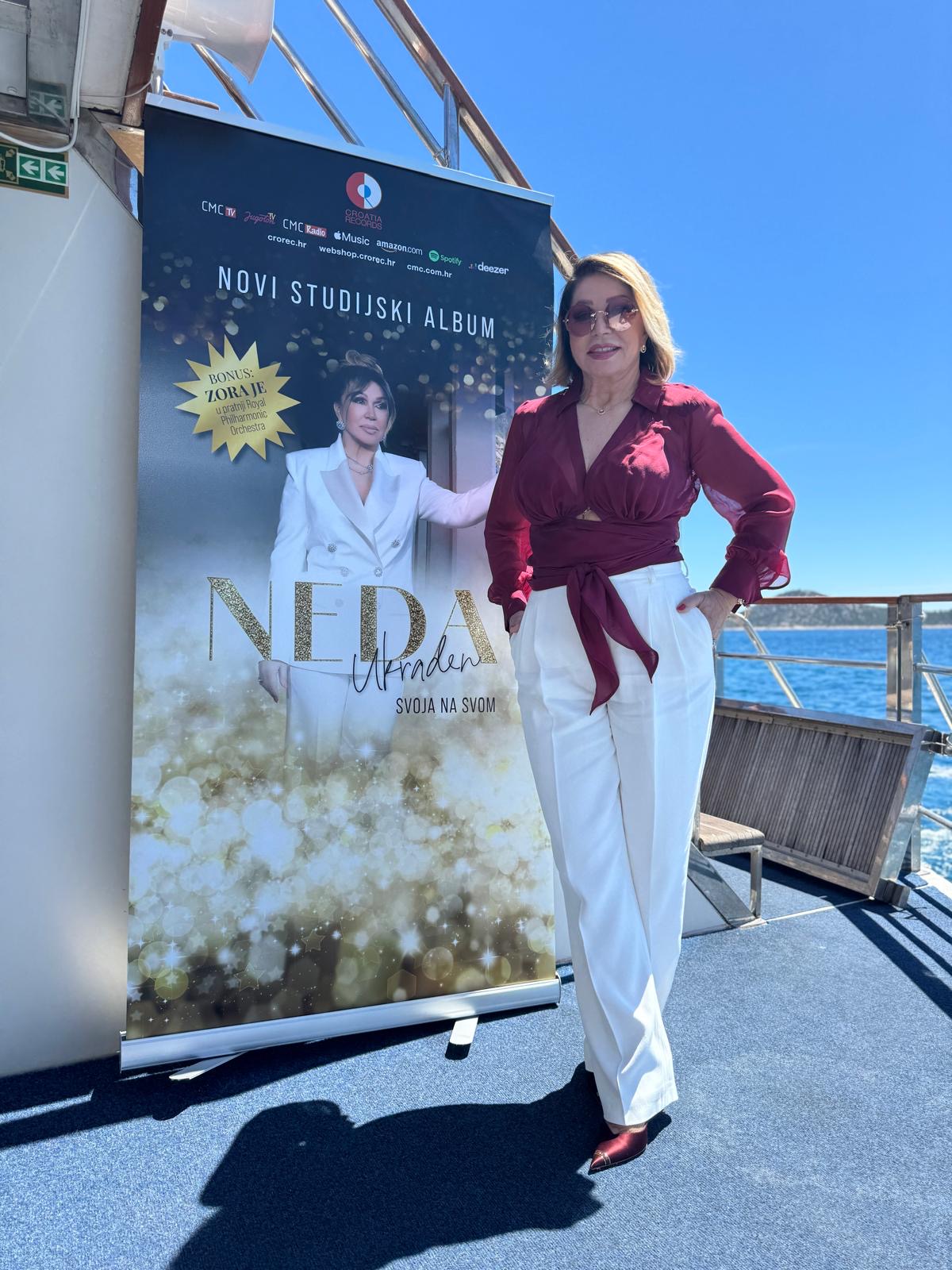 Neda Ukraden predstavila novi album: Svi komentarišu jedan detalj sa promocije (FOTO) 6 7e2f32b9 3e1b 461e 9e8e 468eadb12845