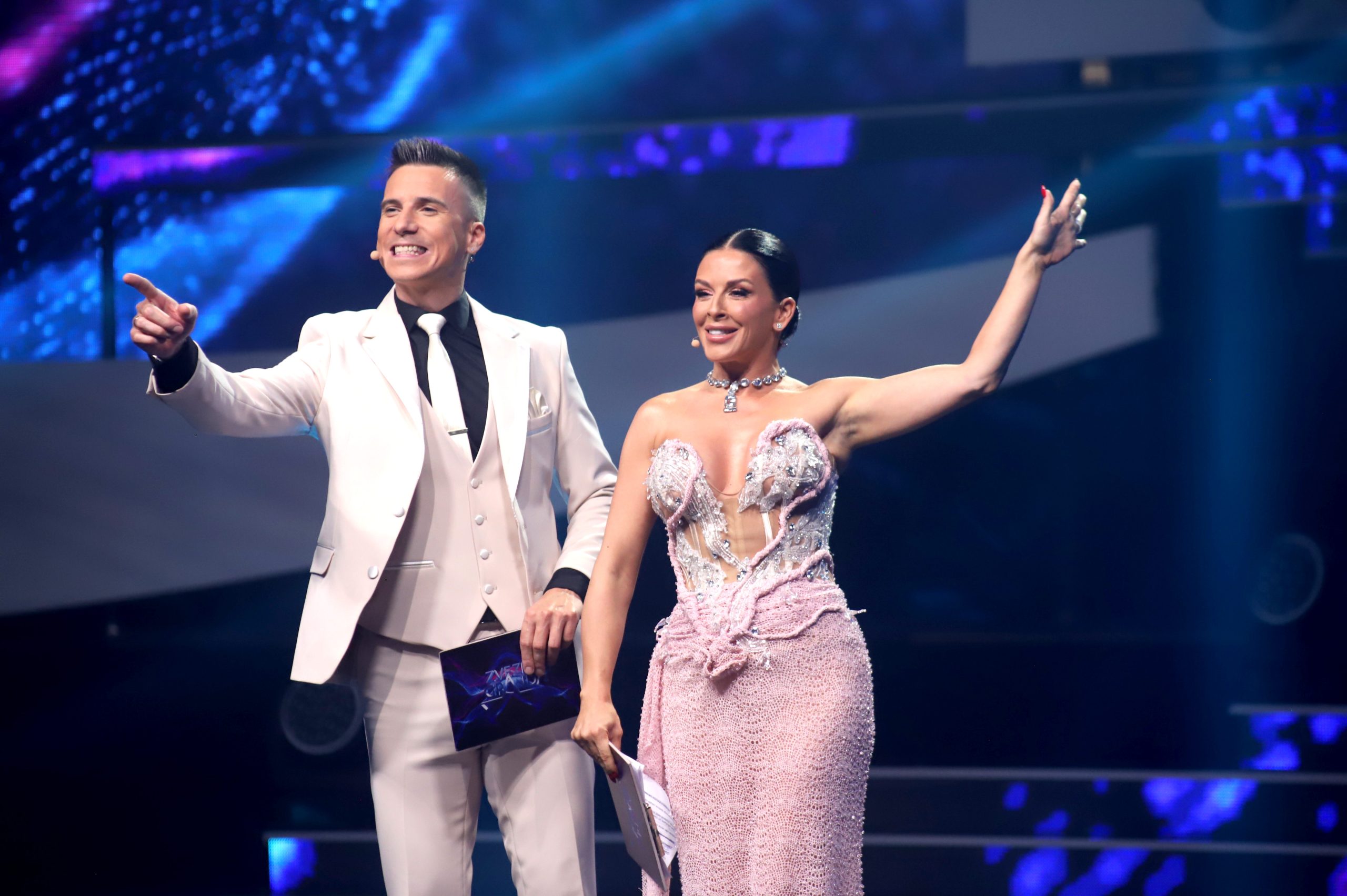Počelo finale "Zvezda Granda"! Čak 22 kandidata bori se za prestižnu titulu, budite sa nama iz minuta u minut (UŽIVO) 6 finale zvezde granda 2026