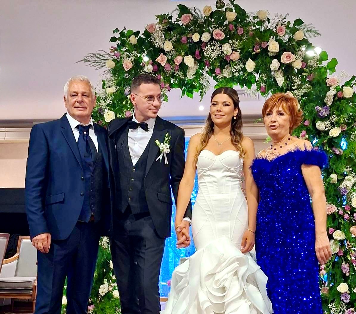Estrada se okupila u velikom broju na venčanju sina direktora "Grand produkcije", među gostima i članovi žirija "Zvezda Granda" (FOTO) 5 Dusan Sljivic vencanje.3jpg