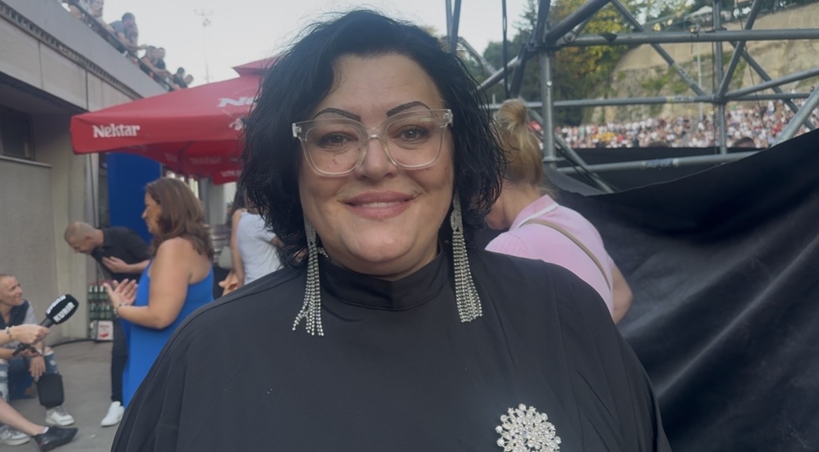 Bojana Barjaktarević nahvalila koleginicu: "Možemo da se trudimo da pevamo kao ona" 7 IMG 9257