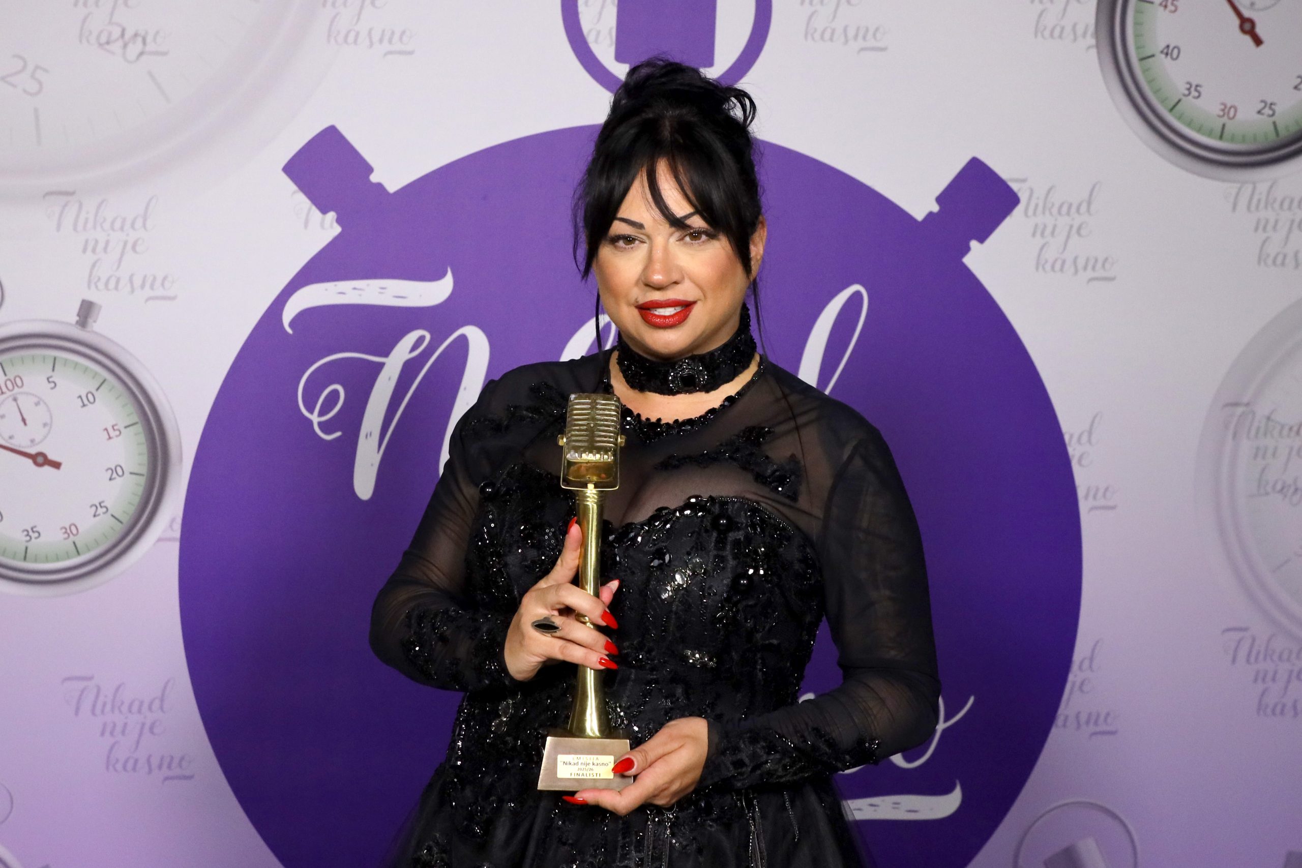 Veče odluke: Pratite sa nama uživo finale "Nikad nije kasno" 26 IVANA SALIPUR LOLA 40 GOD. CIKAGO 20 ok