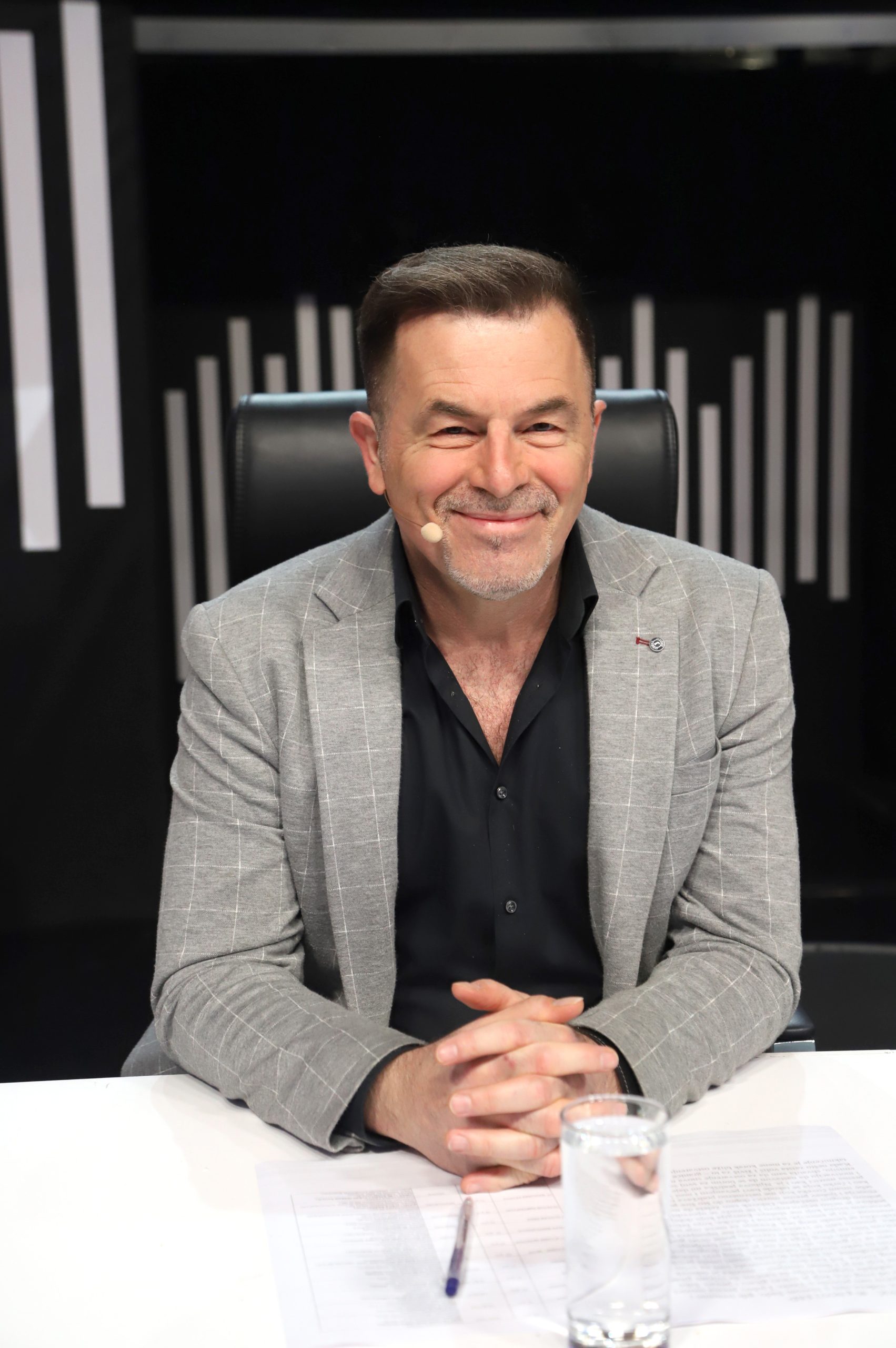 Ovog vikenda počinje najuzbudljivija faza takmičenja "Nikad nije kasno", otkrivamo ko dolazi u žiri (VIDEO) 6 MARE NNK SNIMANJE 14052026 FOTO ELENA 3 ok