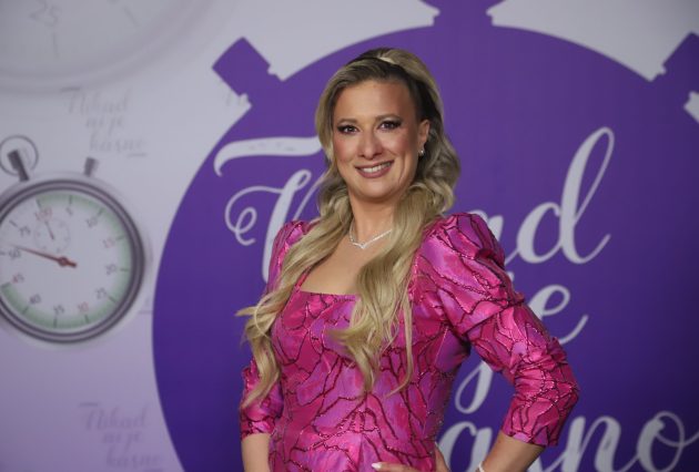 MARIJANA PETROV 43 GOD. KRAGUJEVAC 14