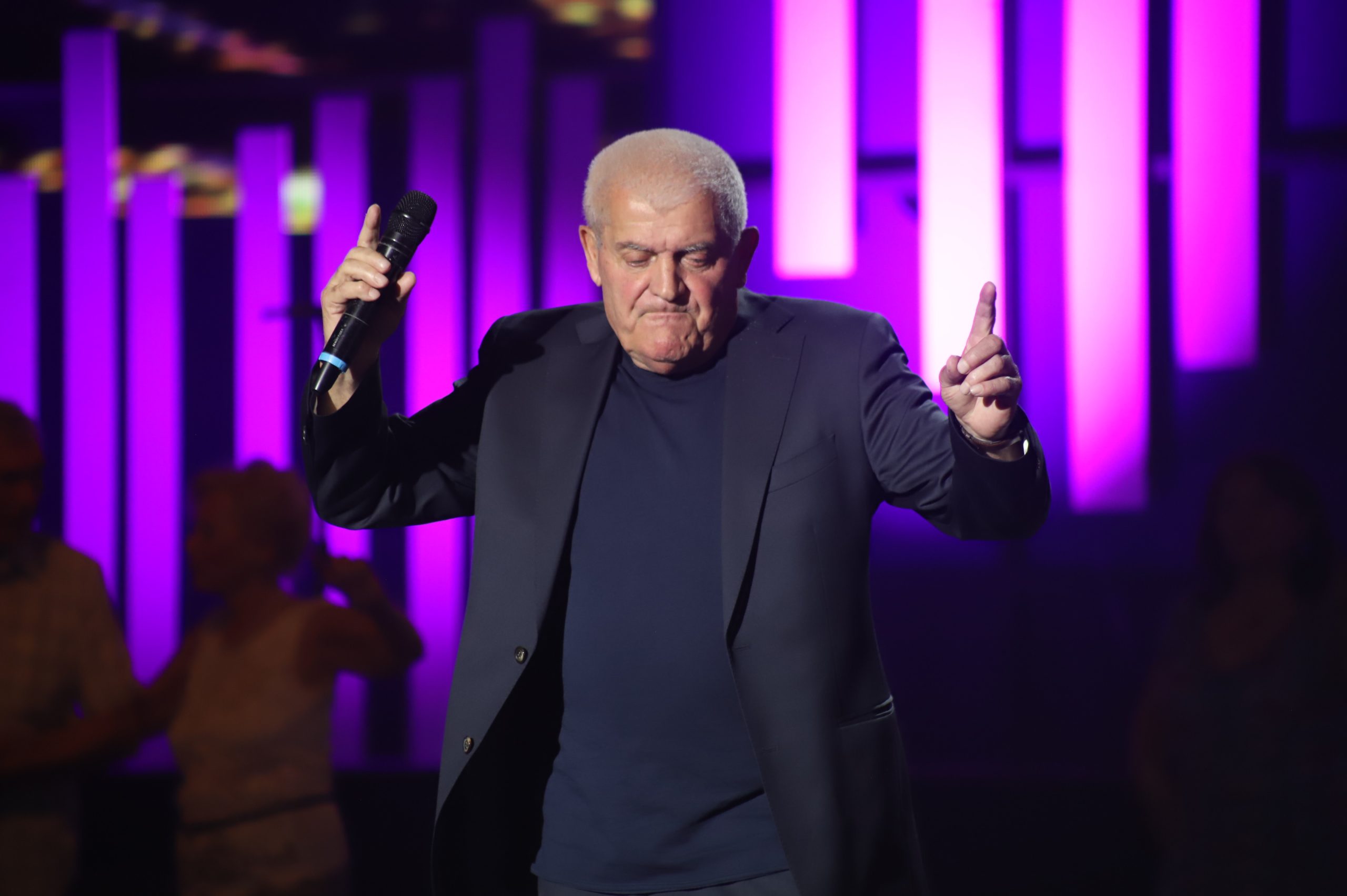 Toplica Živković otpevao pesmu koju niko nikada nije u takmičenju, Mare nasmejao sve: "Bila je zabranjena u kafanama" 5 TOPLICA ZIVKOVIC NNK SNIMANJE 05062026 FOTO ELENA 8
