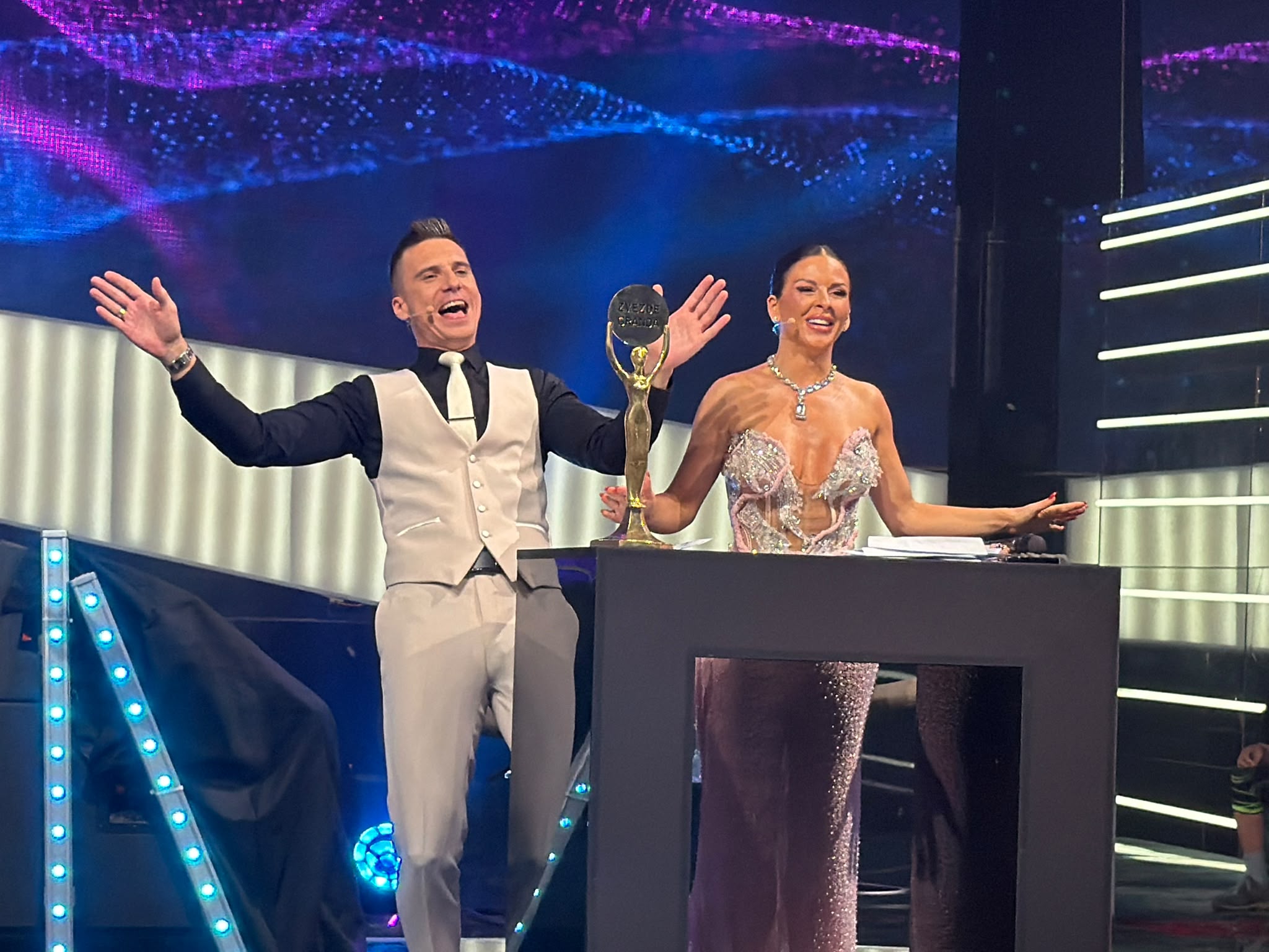 Počelo finale "Zvezda Granda"! Čak 22 kandidata bori se za prestižnu titulu, budite sa nama iz minuta u minut (UŽIVO) 66 WhatsApp Image 2026 06 21 at 01.52.38