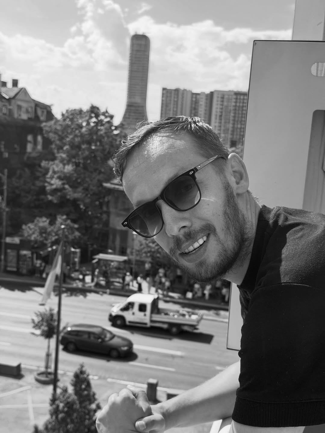 preminuo novinar marko pantić