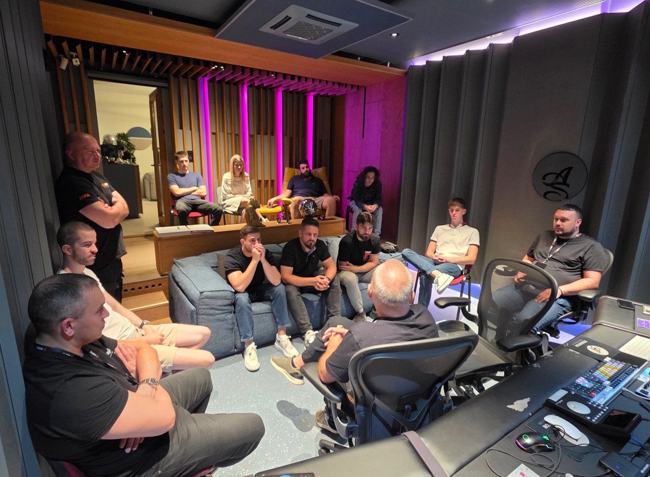 Promovisana prva generacija muzičkih producenata u ASPA akademiji (FOTO) 6 IMG 8653