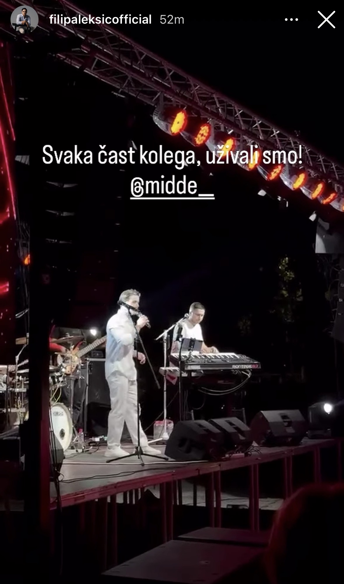 Midhat Keskin održao koncert u Jablanici: Kolege iz "Zvezda Granda" pevale sa njim na bini (FOTO) 6 filip aleksic