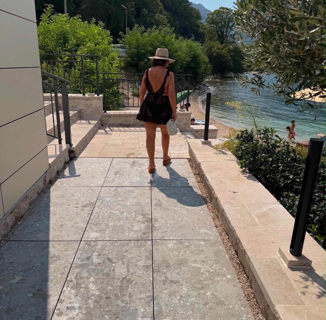 neda ukraden u kupaćem