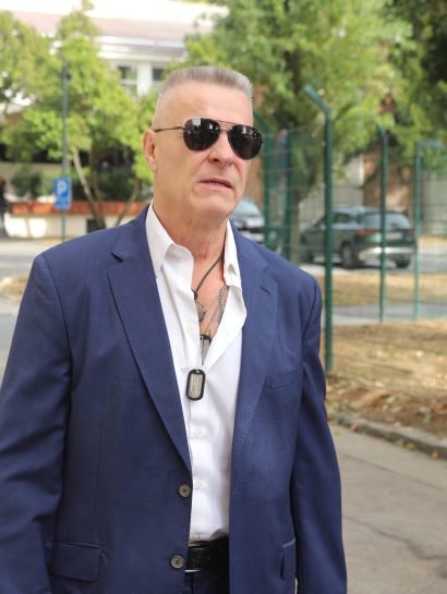 Đorđe David stigao u studio u elegantnom odelu, pa progovorio o Rastinoj transformaciji: "Odličan je" (VIDEO) 20 IMG 0517