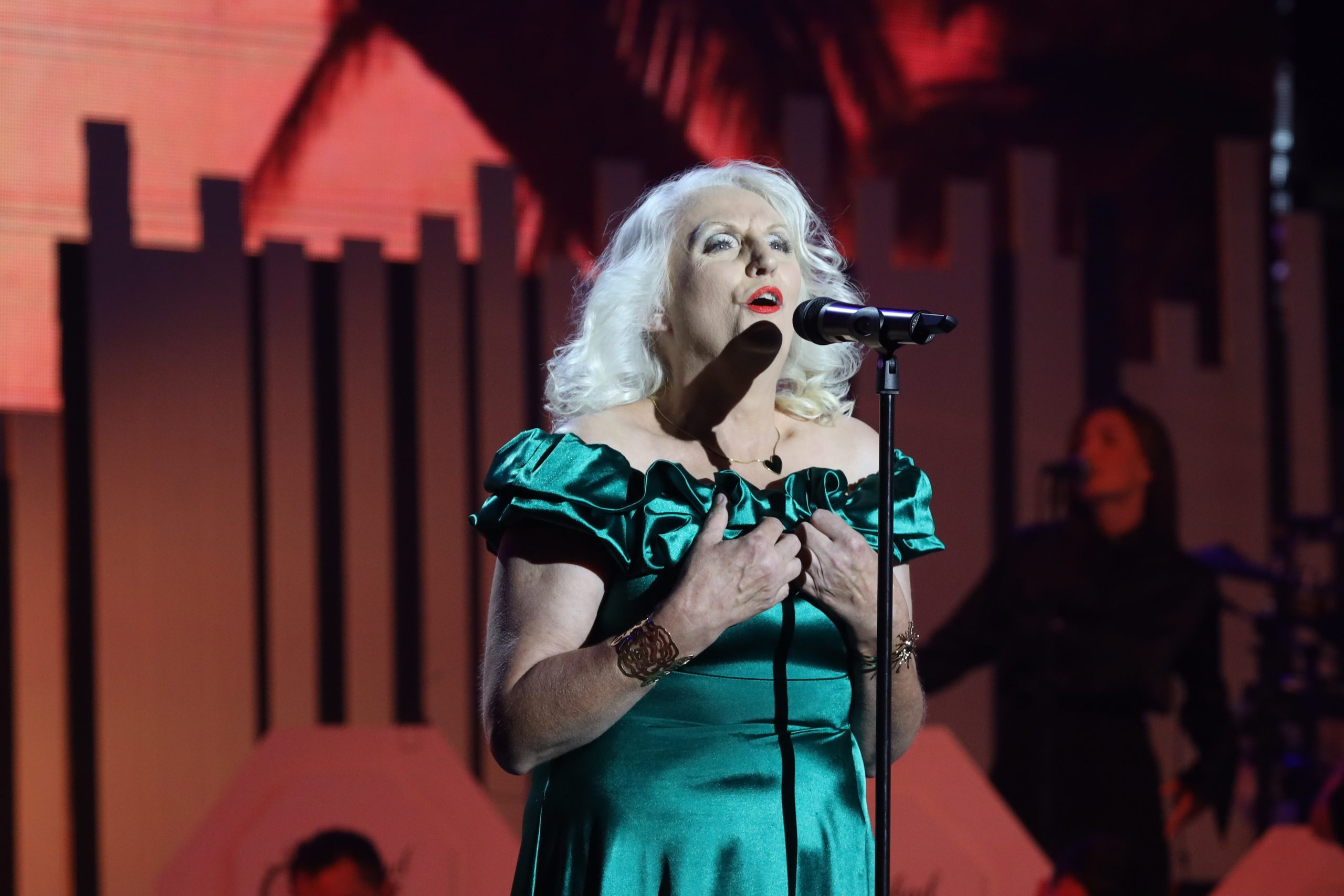 Ksenija Menkovska (60) pesmu posvetila pokojnom suprugu i rasplakala studio: Mare otkrio emotivan detalj iz njenog života 5 KSENIJA MENKOVSKA 60 GOD. OSIJEK 1 1