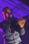 Rasta zapalio mreže novim izgledom: Repera porede sa zgodnim pevačem, svi pričaju o njegovoj transformaciji (VIDEO) 19 Screenshot 2026 09 15 183027