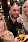 Majka Tee Tairović proslavila rođendan, pevačica pokazala fotografije sa tortom: Svi komentarišu kako izgleda (FOTO) 14 Screenshot 2026 09 30 161348