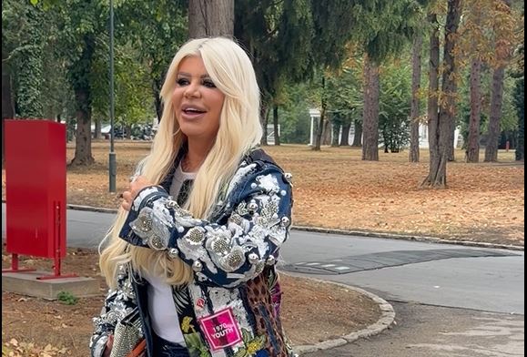 "Svako ima pravo da traži novac" Dara Bubamara otkrila da li je uzela 20.000 evra od Bake Praseta (VIDEO) 19 darar