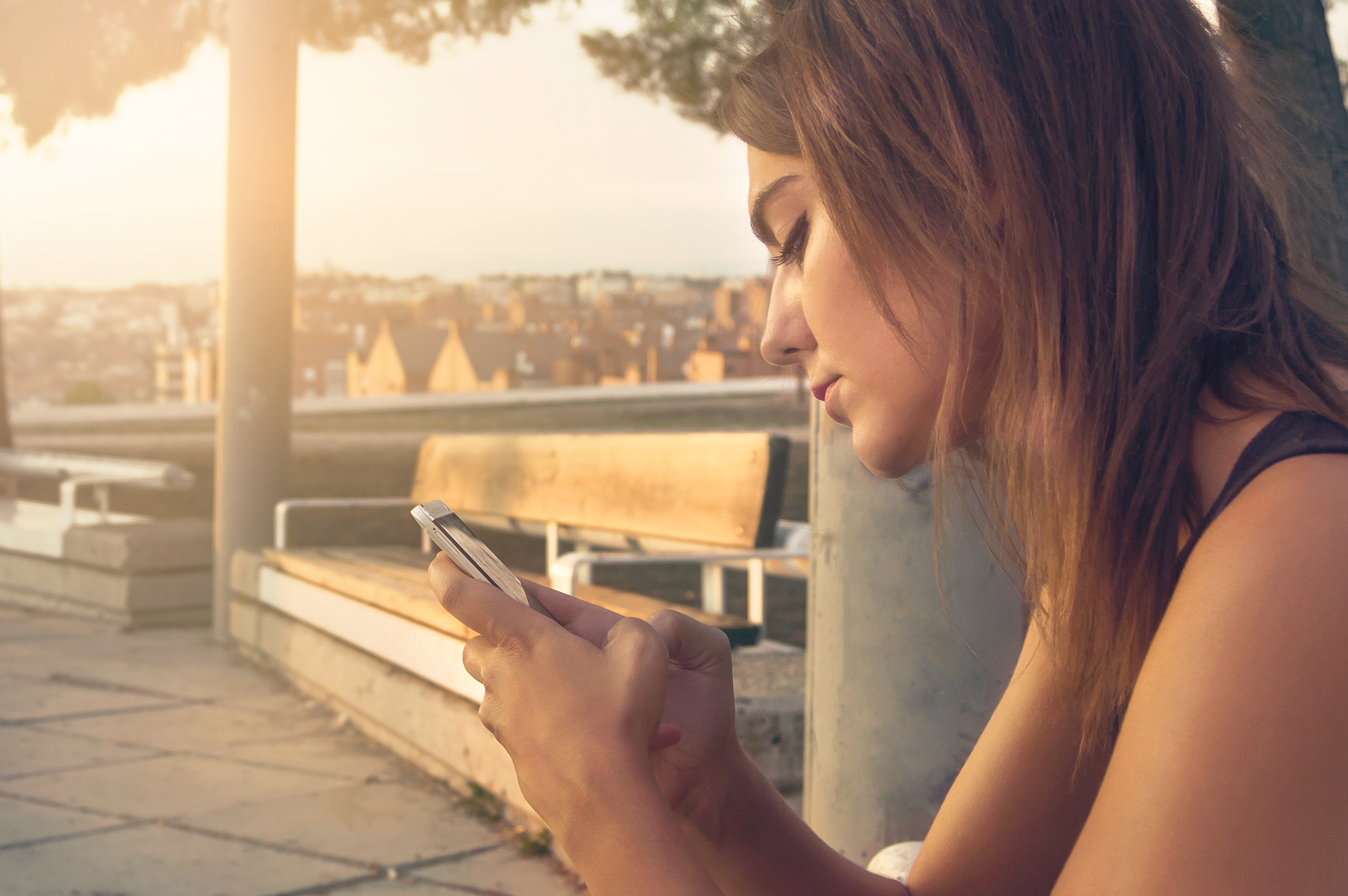 Prema horoskopu, ova četiri znaka nikada ne šalju poruku prva: Čekaju da se vi javite 5 pexels woman 1847044 1920