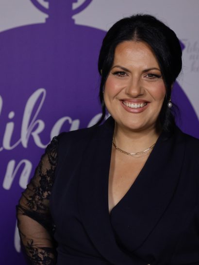 "Nećeš biti poznata pevačica": Jelena Dedić otkrila šta joj sin govori u šali, pa priznala koliko joj deca znače u borbi za snove (VIDEO) 32 JELENA DEDIC 41 GOD. BEOGRAD 3 1