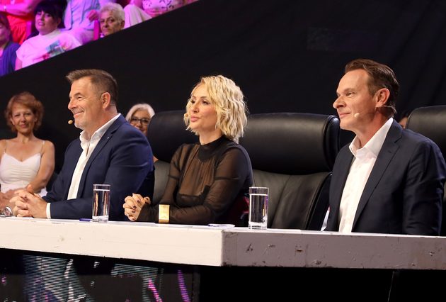 Enis Bešlagić oduševljen umetničkom slobodom takmičara, Goca Tržan sve objasnila: "Kao da ste se rodili sa njom" (VIDEO) 18 ZIRI NNK SNIMANJE 29092026 FOTO MUNJA 7 ok