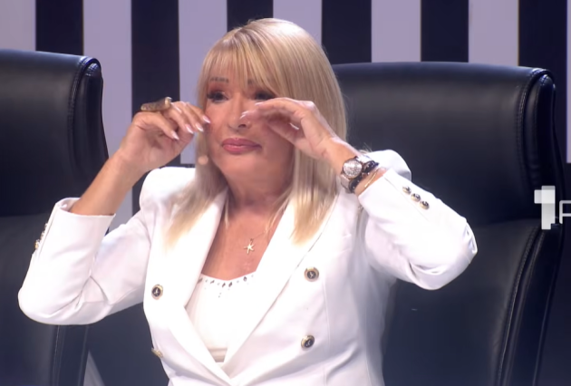 Goca Lazarević zaplakala u "Nikad nije kasno", takmičarka raznežila sve u studiju: "Ti si sjajan pevač" (VIDEO) 17 goca lazarevic