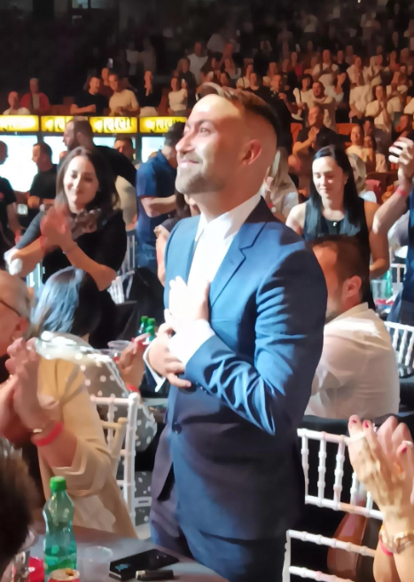 Rasta u prvom redu na Milančetovom koncertu: „Prvi mi je čestitao posle Tašmajdana“ (VIDEO) 6 image 21